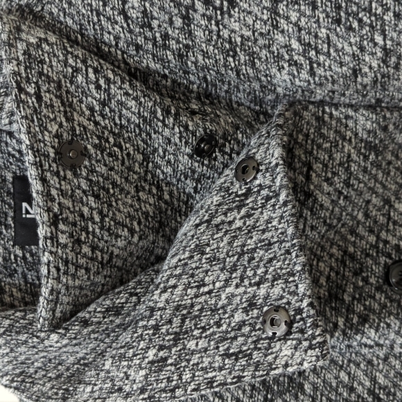 Coat - Picture 2 of 7